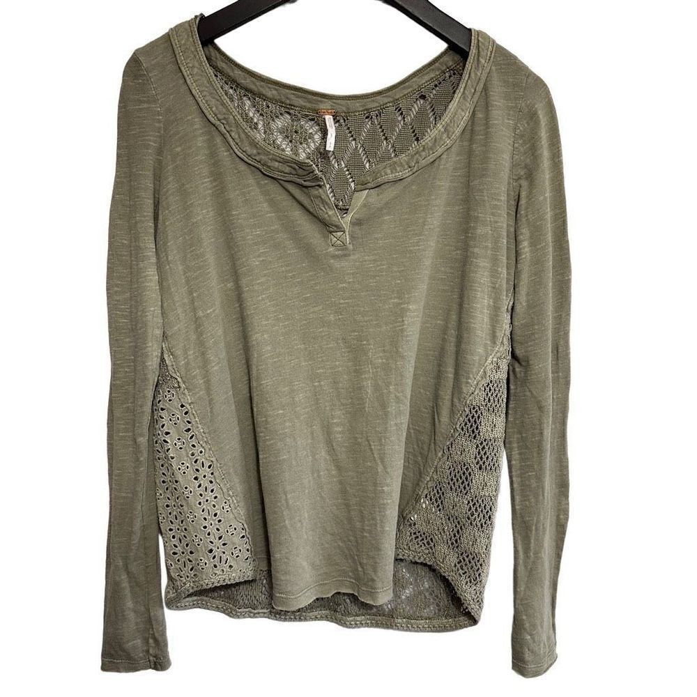 Free People lace/pattern long sleeve size small